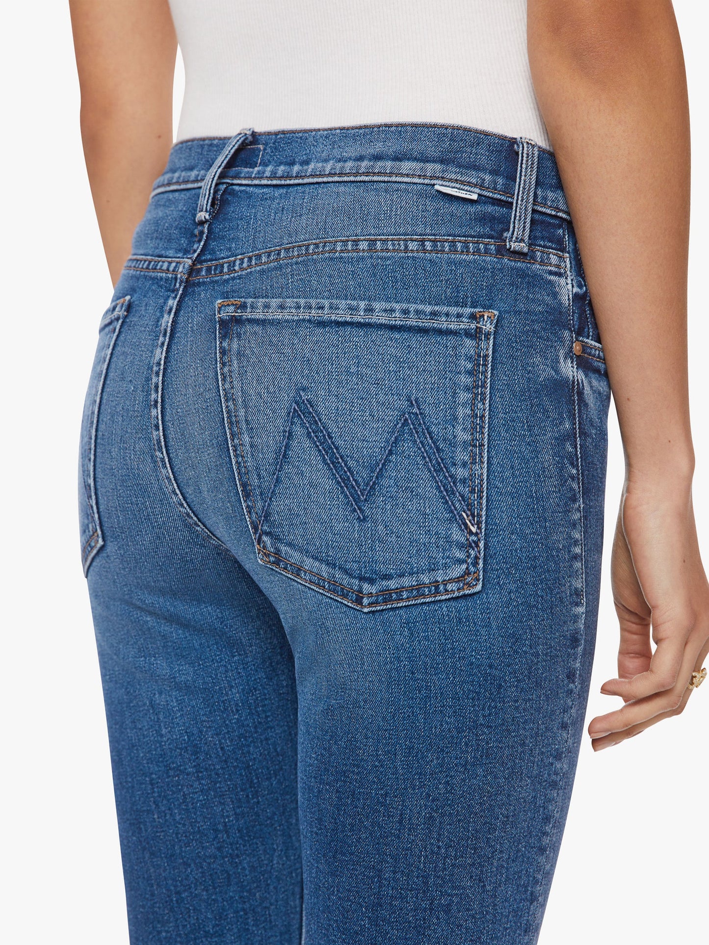 MOTHER The Scrapper Cuff Ankle Fray Jeans