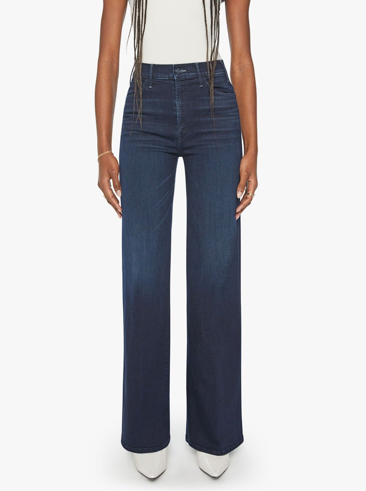 MOTHER The Hustler Roller Sneak Jeans