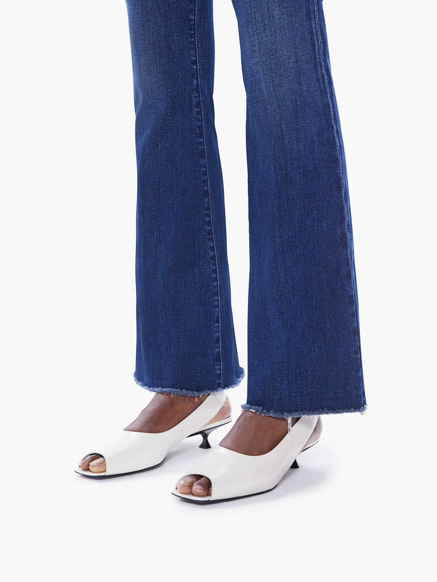 MOTHER Weekender Fray Jeans