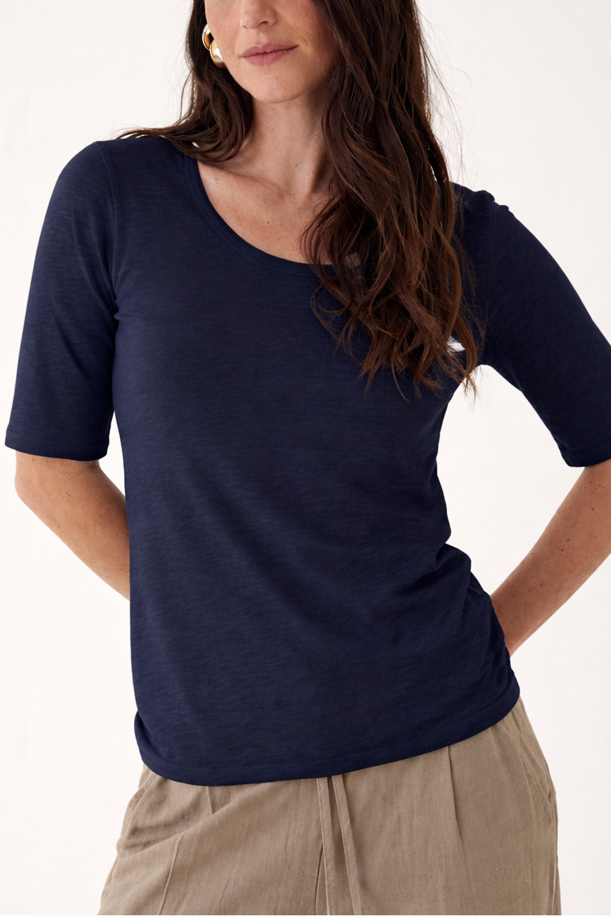 Majestic Filatures Stretch Linen Elbow Sleeve Scoopneck