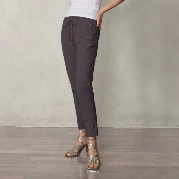 Gallery Couture Travel Pant
