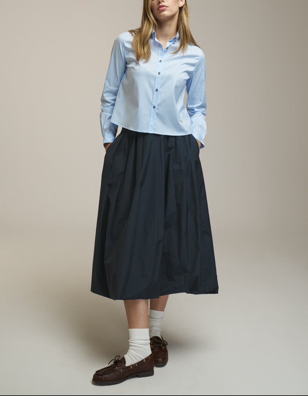 0039 Italy Carla Crop Shirt