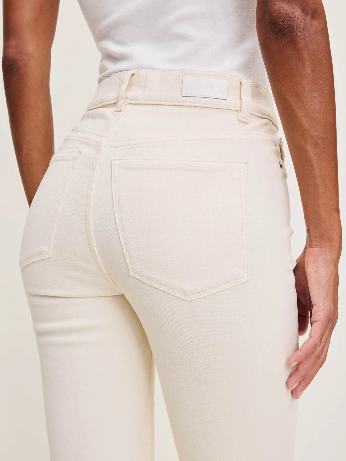 DL1961 TS Halle High Rise Straight Jean