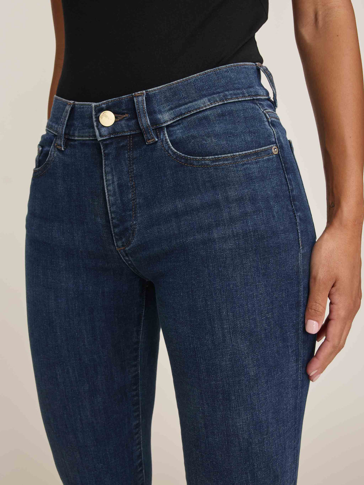 DL1961 Ts Mara Straight Leg Jeans