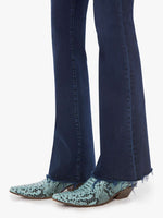 MOTHER The Weekender Fray Jeans