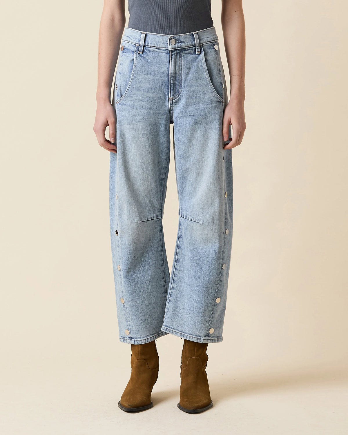 Le Jean Studded Frankie Midrise Barrel Jeans