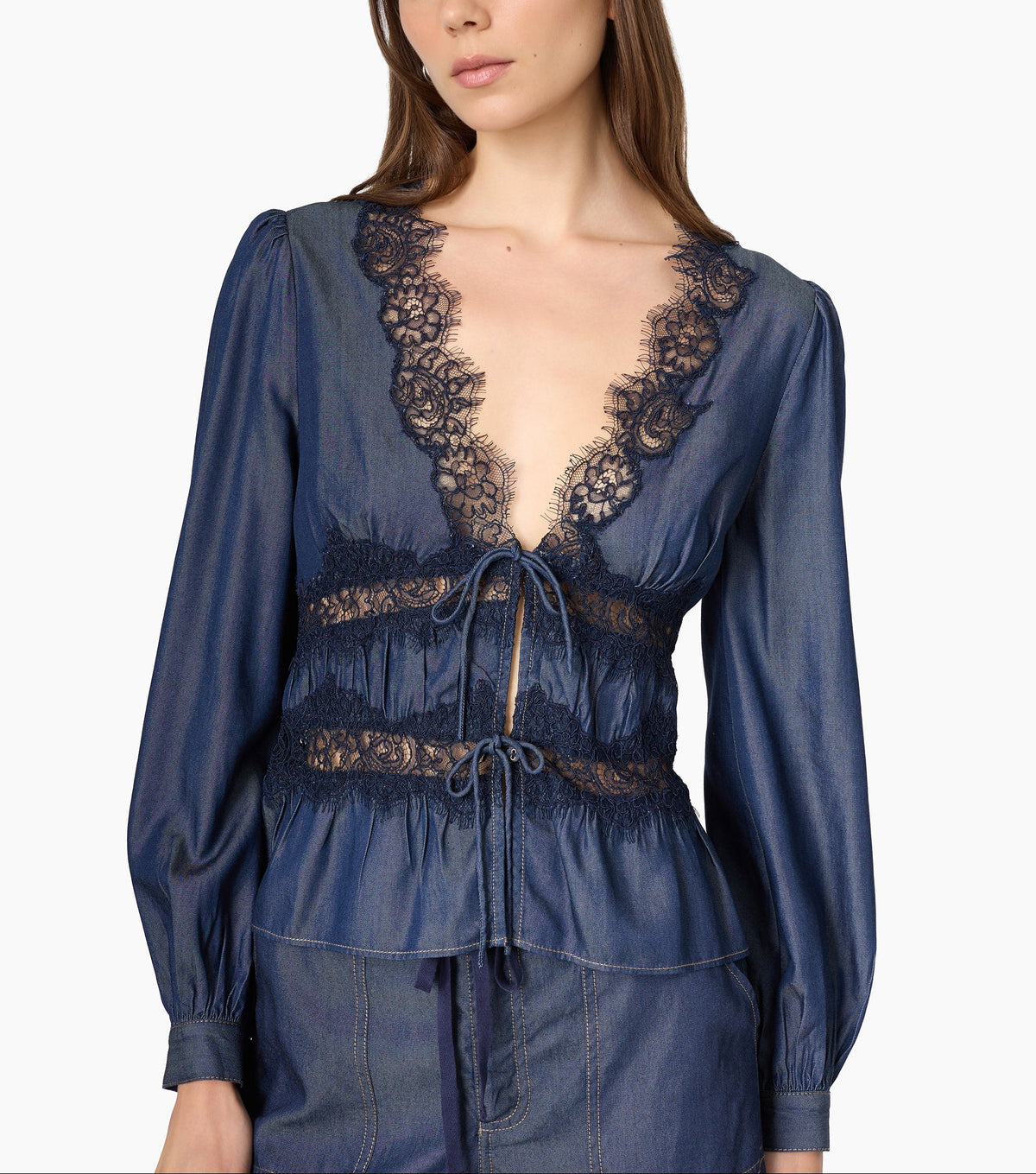 Cami Biddy Chambray Blouse