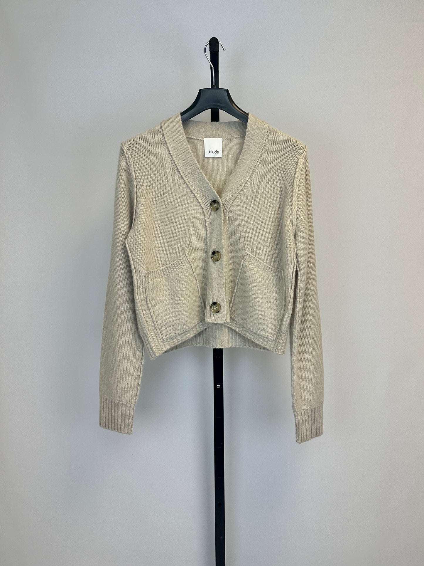 Allude V Cardigan