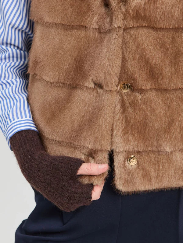 Vilagallo Faux Fur Vest