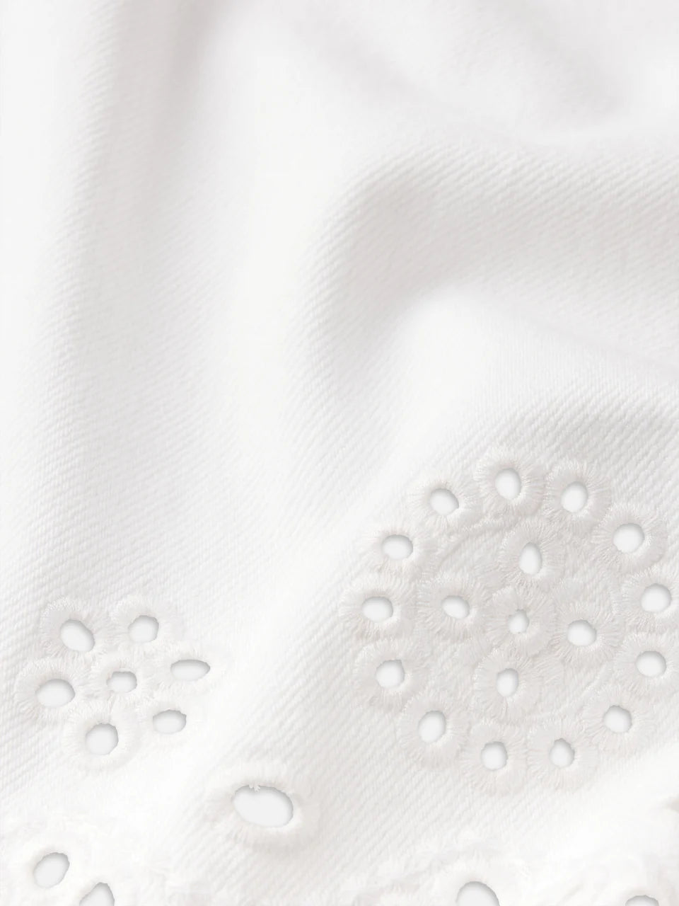 Frame The Eyelet Long Hang Short