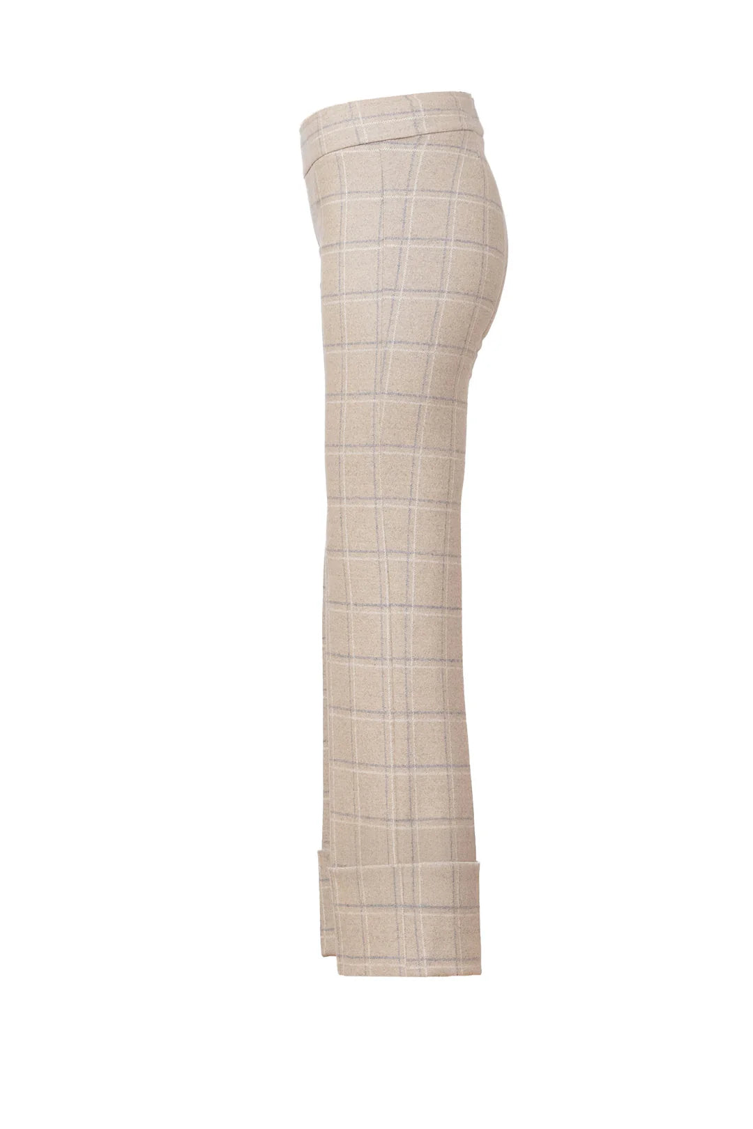 Ave Montaigne Bonnie Pant