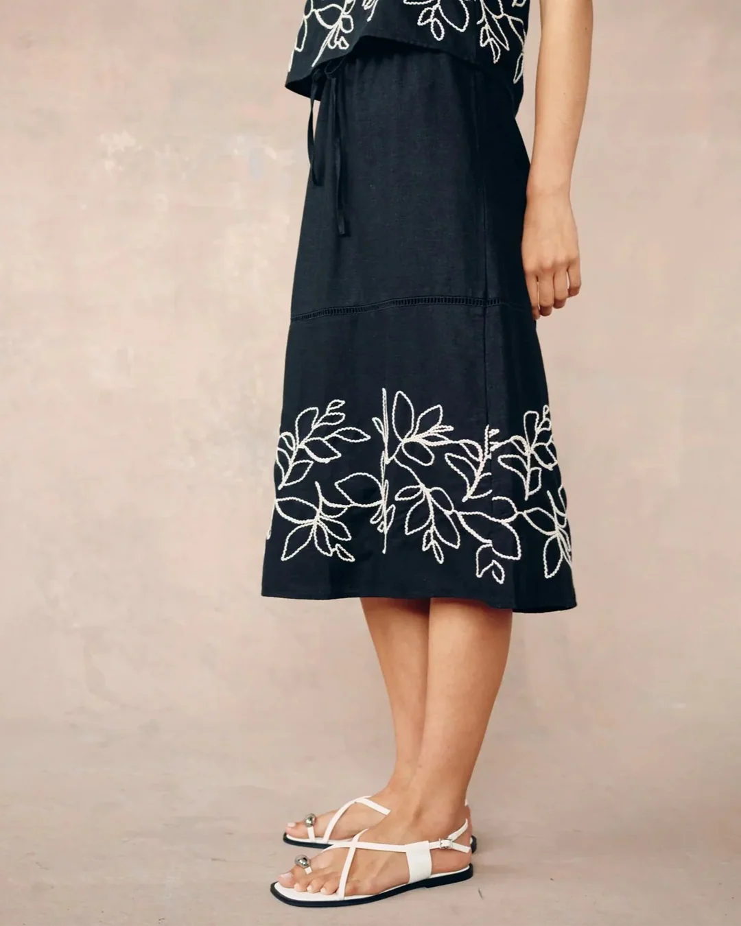 Bella Dahl Ladder Trim Midi Skirt