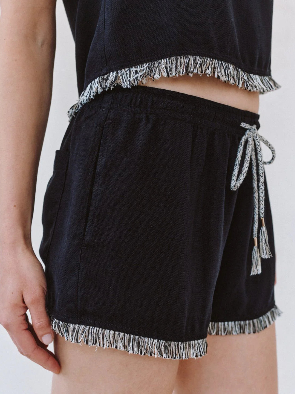 Bella Dahl Elastic Waist Fringe Shorts_B3397-795-302