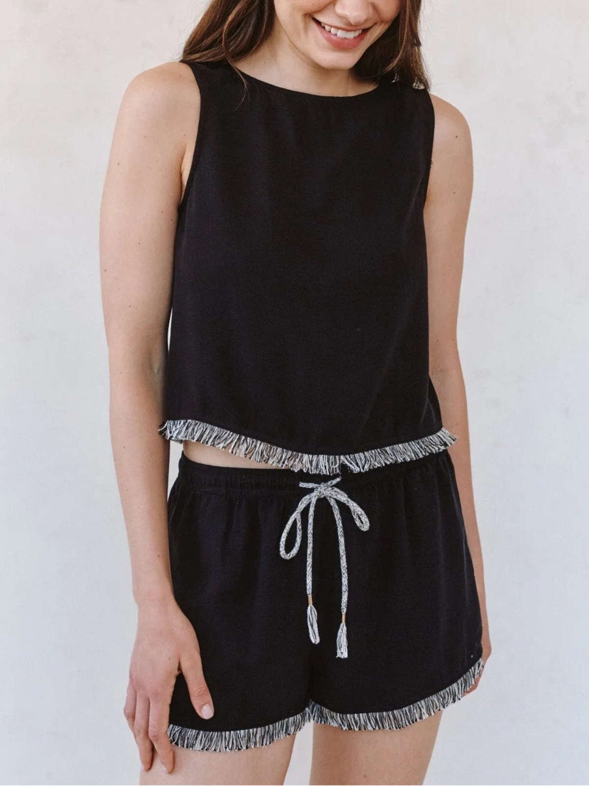 Bella Dahl Sleeveless Fray Trim Tank_B2178-795-302