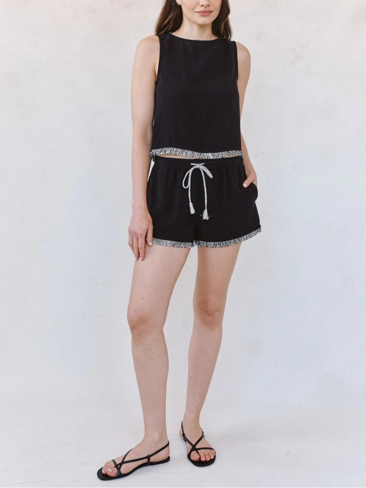 Bella Dahl Sleeveless Fray Trim Tank_B2178-795-302