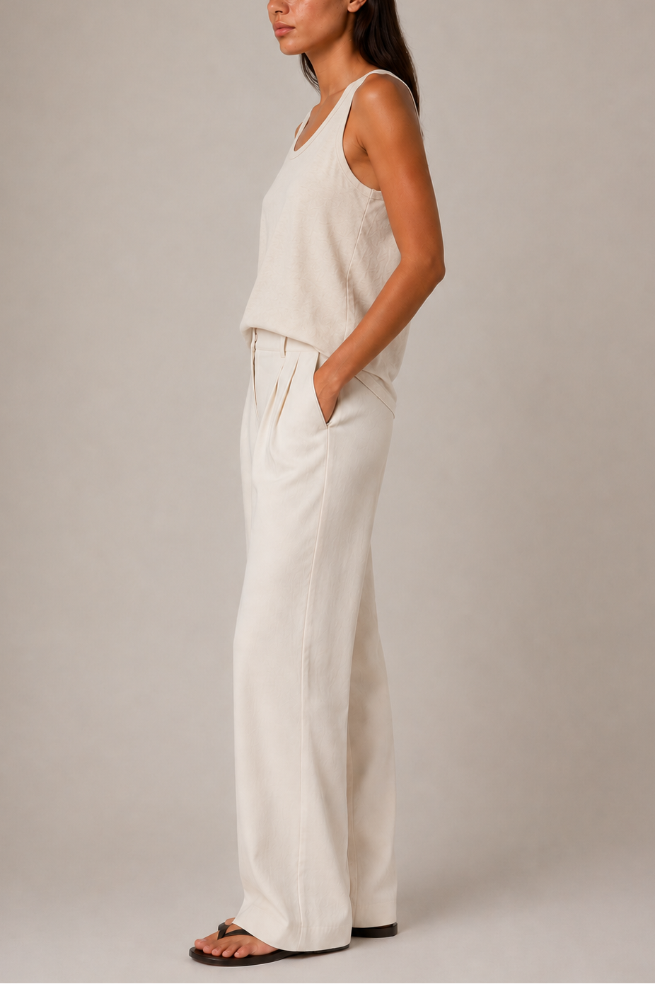 Loop Tank With Seam Detail