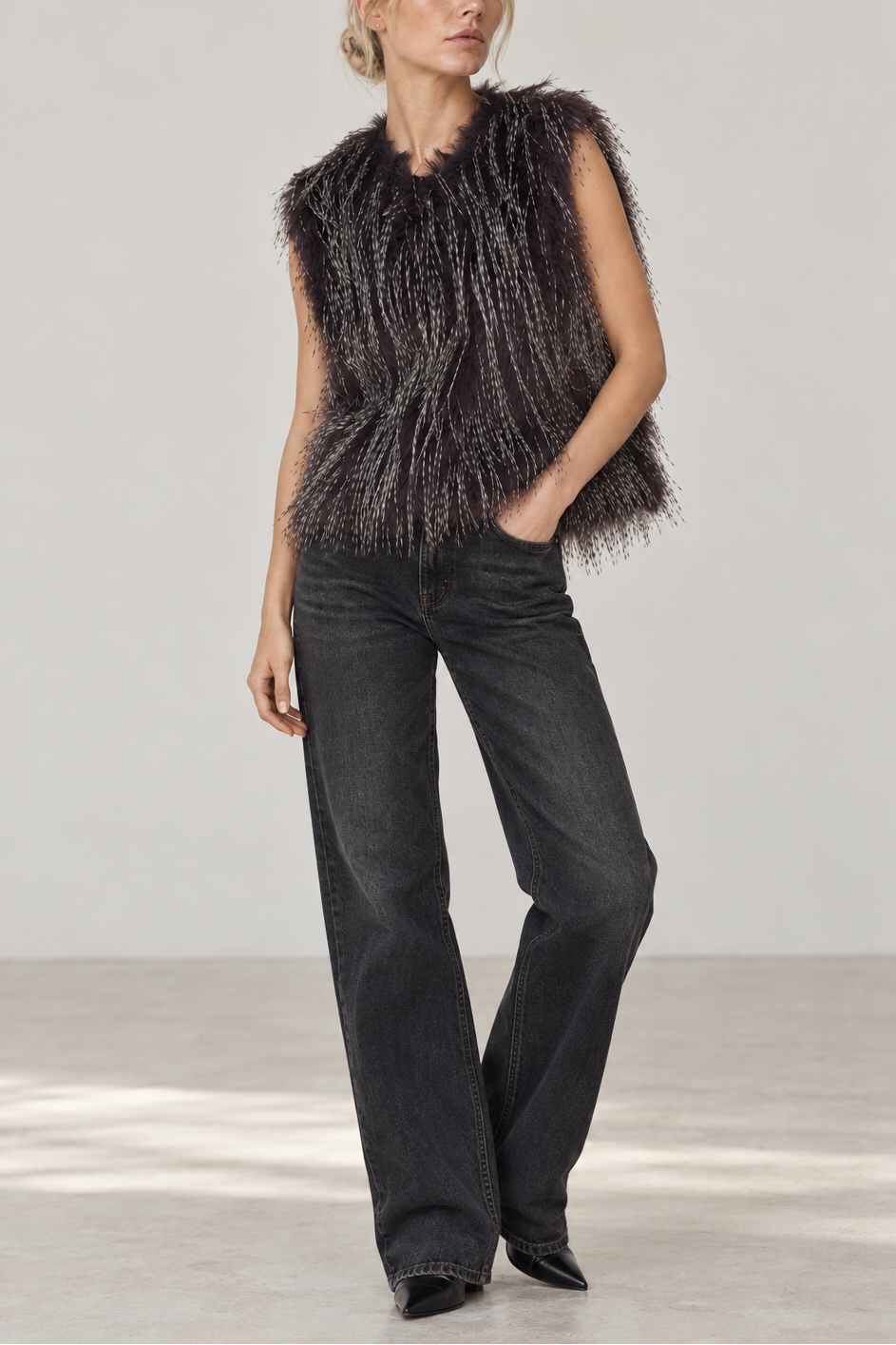 LAFATA The Carrie Fur Vest