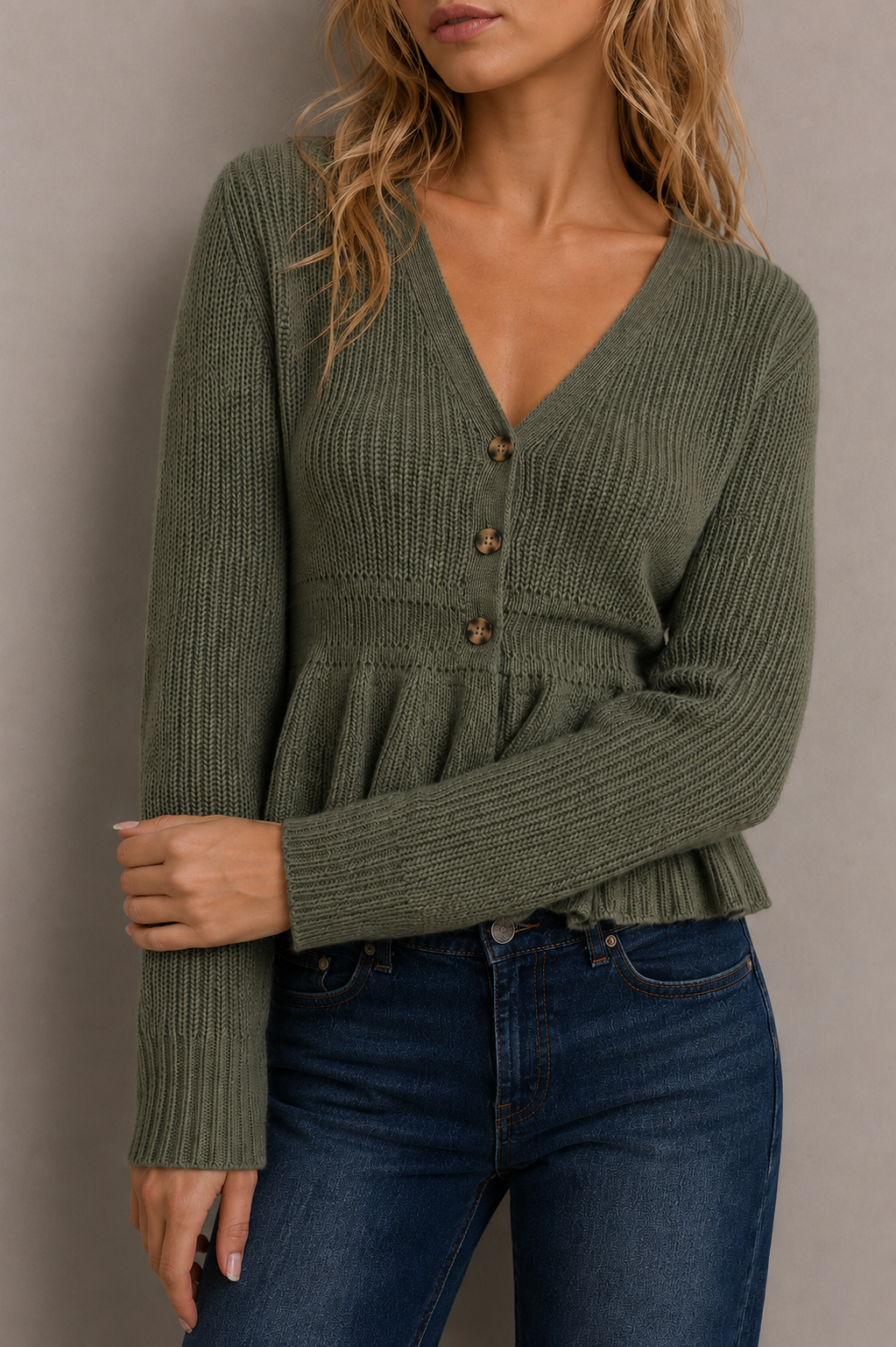 Allude V-Neck Cardigan