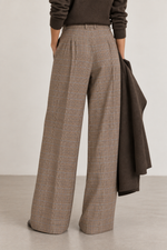 Circolo Check Patten Pleated Trousers