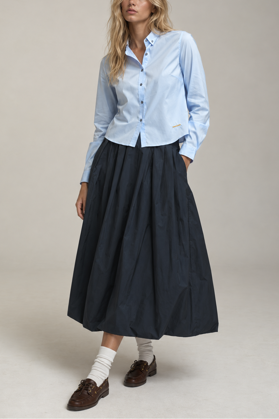 0039 Italy Carla Crop Shirt