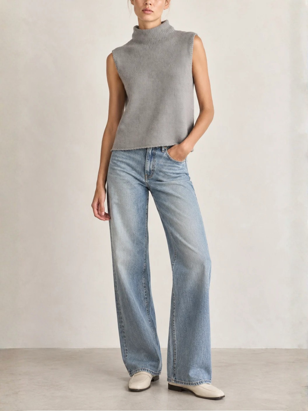 Derek Lam Wool Cashmere Blend Sleeveless Mock Neck Sweater DF619588MRS