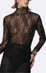 Nonchalant Mary Lace Top