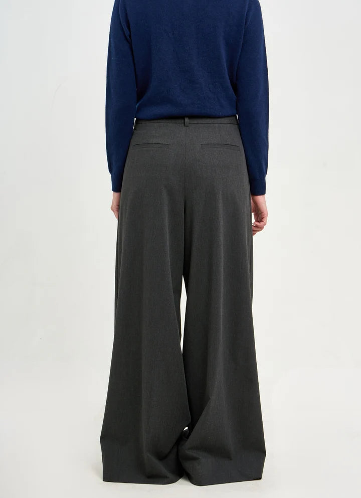 Phoebe Jon Kenzie Pleated Pant