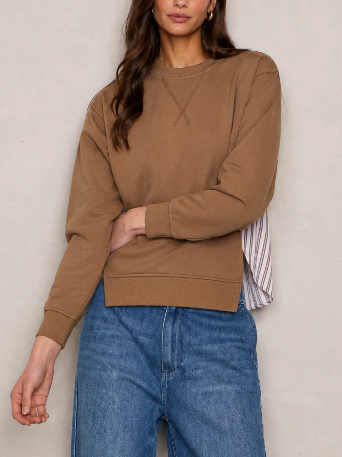 LAFATA Mix Media Sweatshirt_TOP039-067