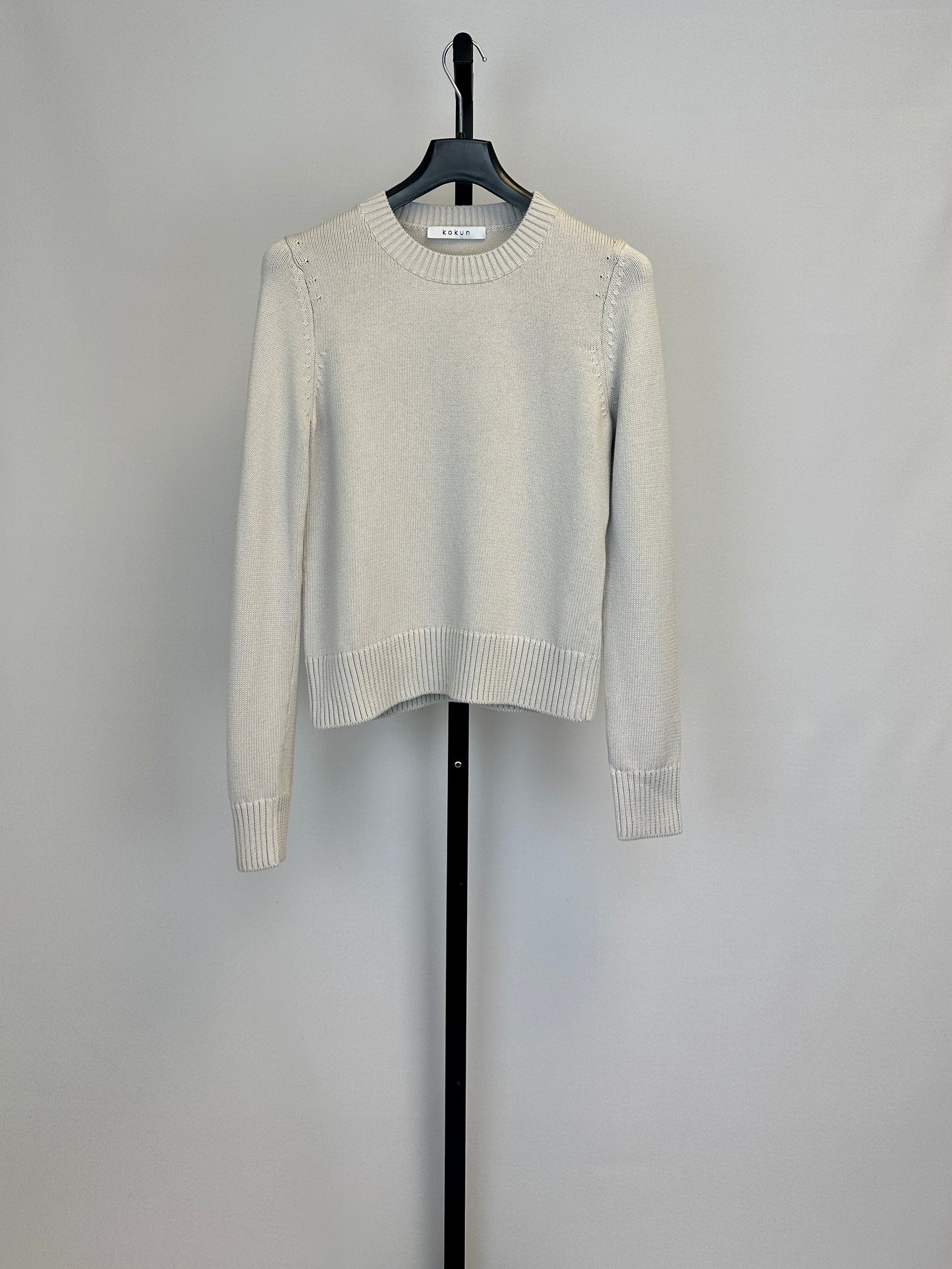 Kokun Solid Crewneck