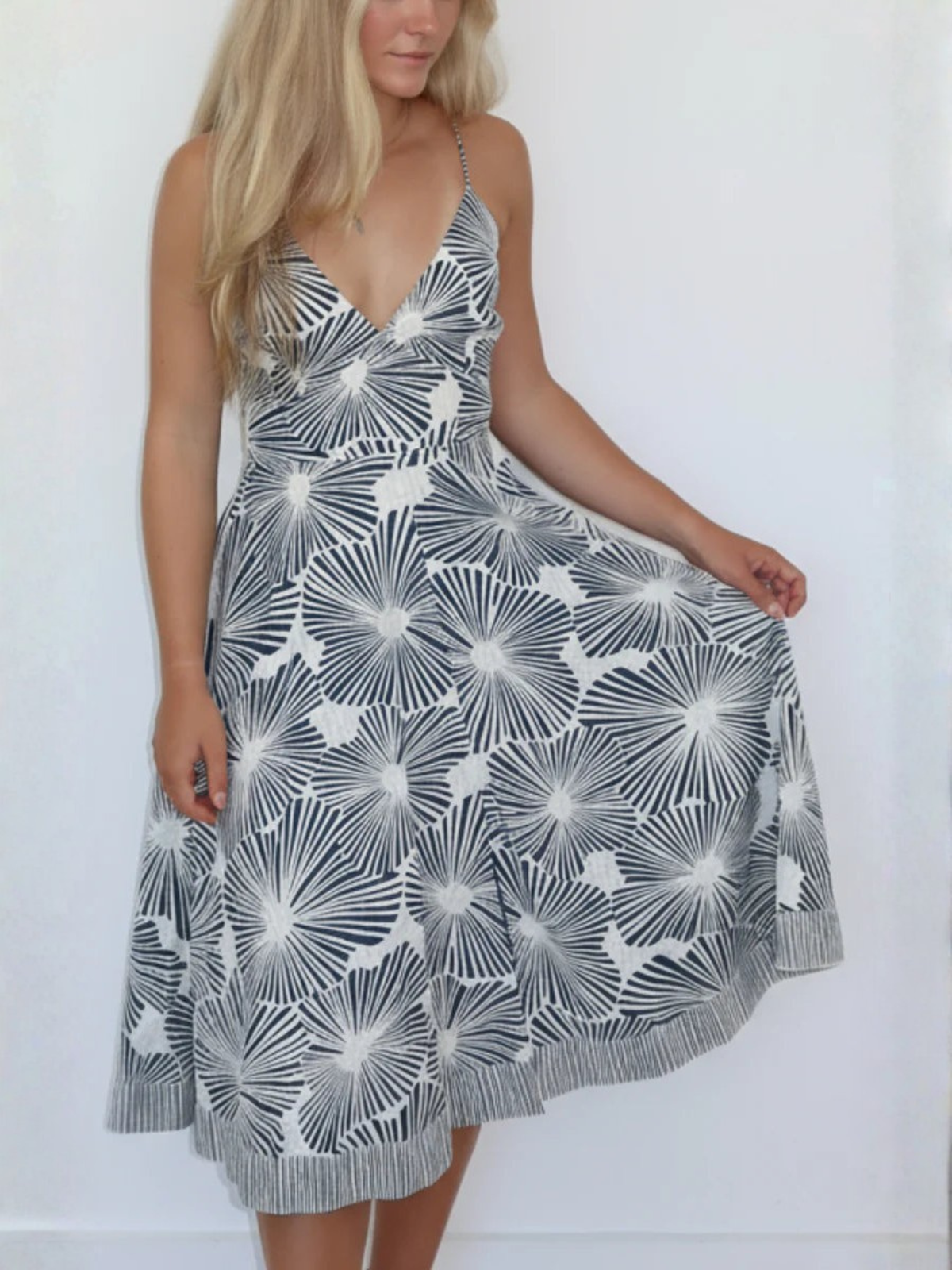 NIBI Isabella Midi Dress_ZMD2621-BN