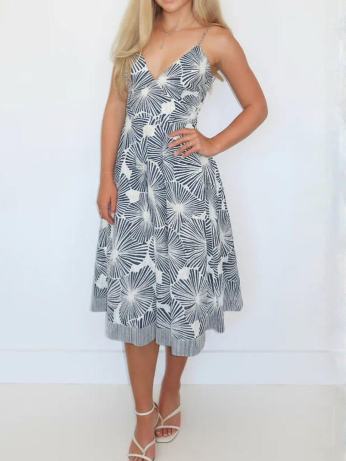 NIBI Isabella Midi Dress_ZMD2621-BN