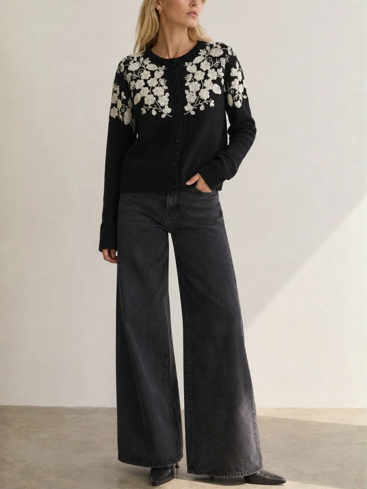 Sea Shiloh Embroidered Long Sleeve Cardigan_AW26-128