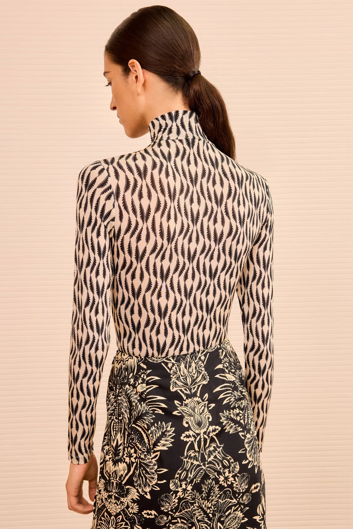 Ulla Johnson Aurelia Jersey L/S Turtleneck