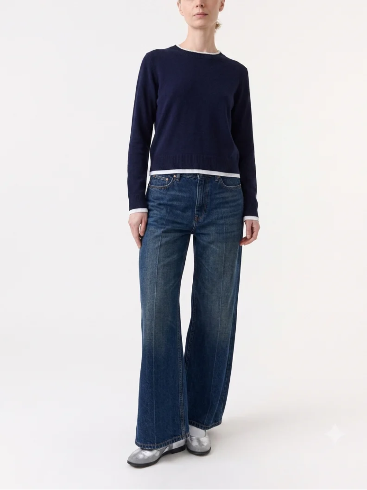 Wispr Double Contrast Trim Crew Neck Sweater_1025-W-021