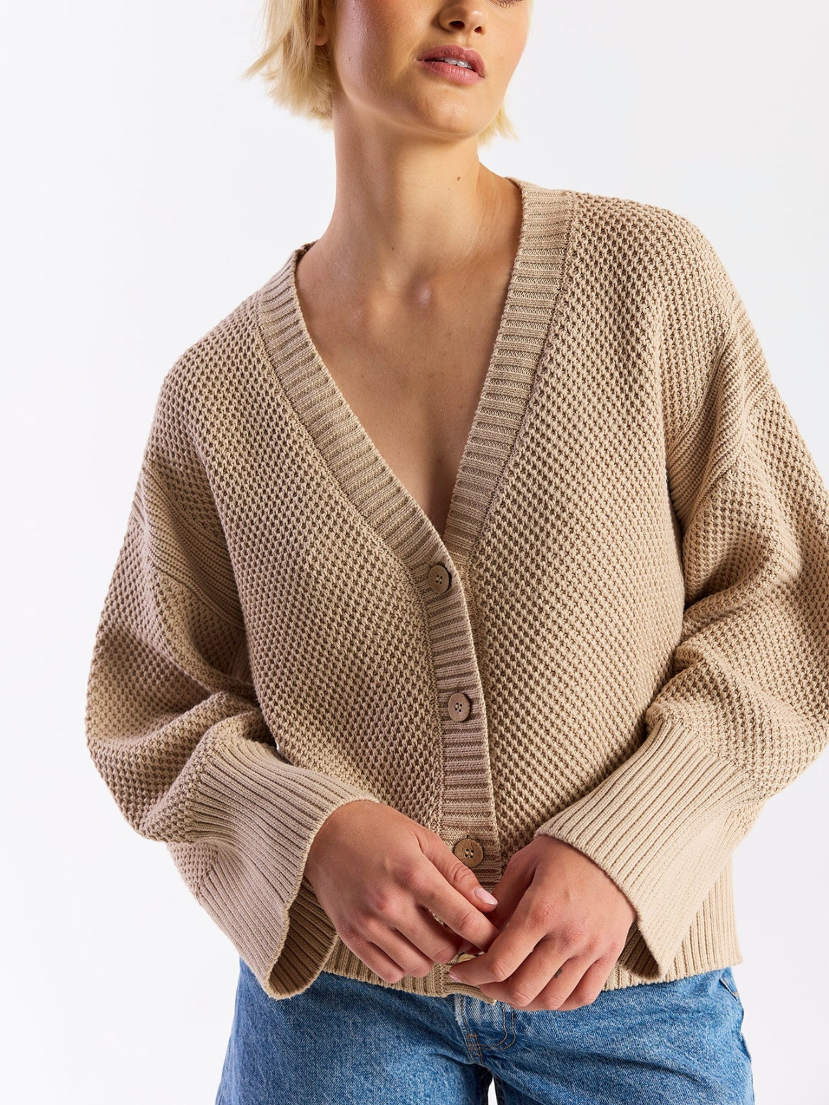Wispr Pointelle Stitch Detail Cardi_W-001