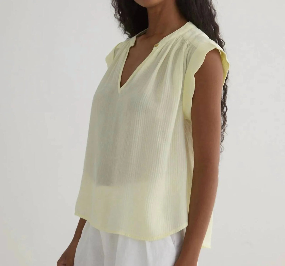 Bella Dahl Shirred Pullover With Cap Sleeve