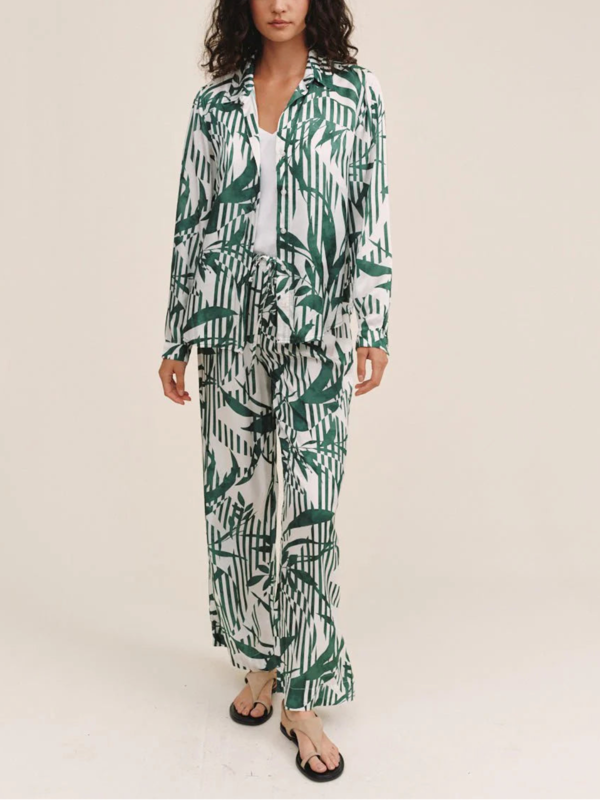 Bella Dahl Classic Button Down_B2027-K59-304