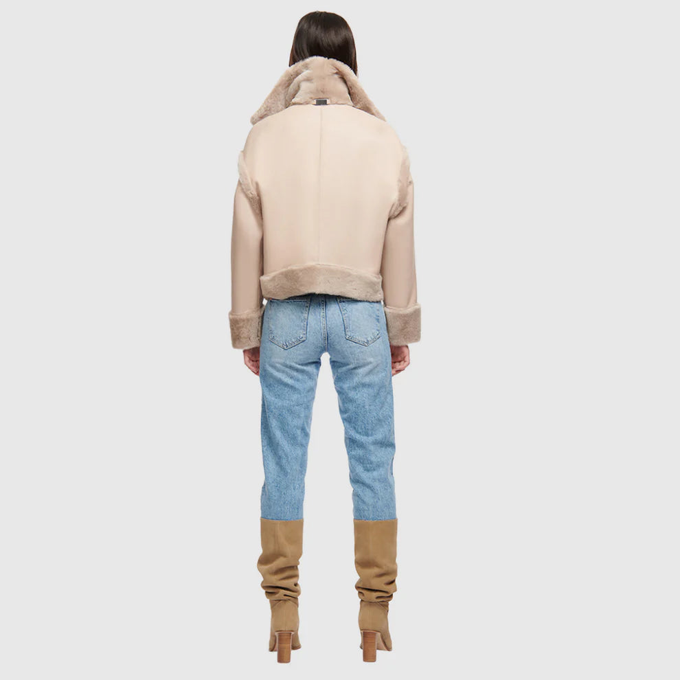 Hiso Ts Gaia Reversible Shearling Jacket