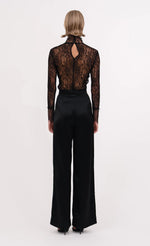 Nonchalant Mary Lace Top