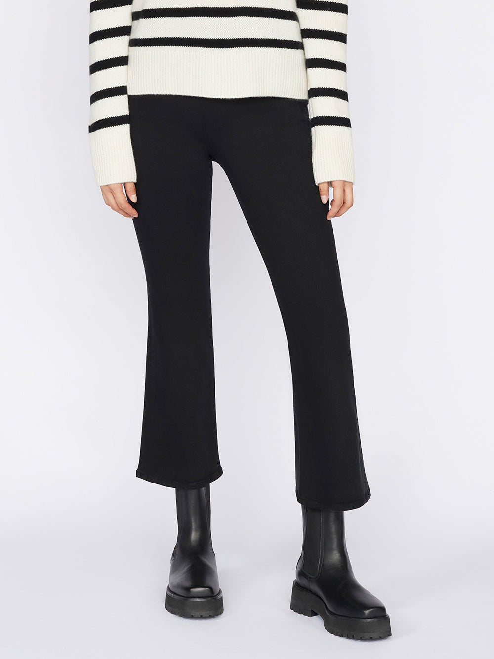 FRAME Jetset Crop Mini Boot